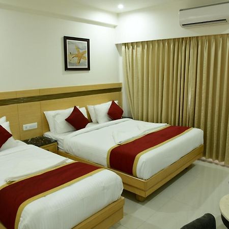 Hotel U.T.Elite Bangalore Eksteriør bilde