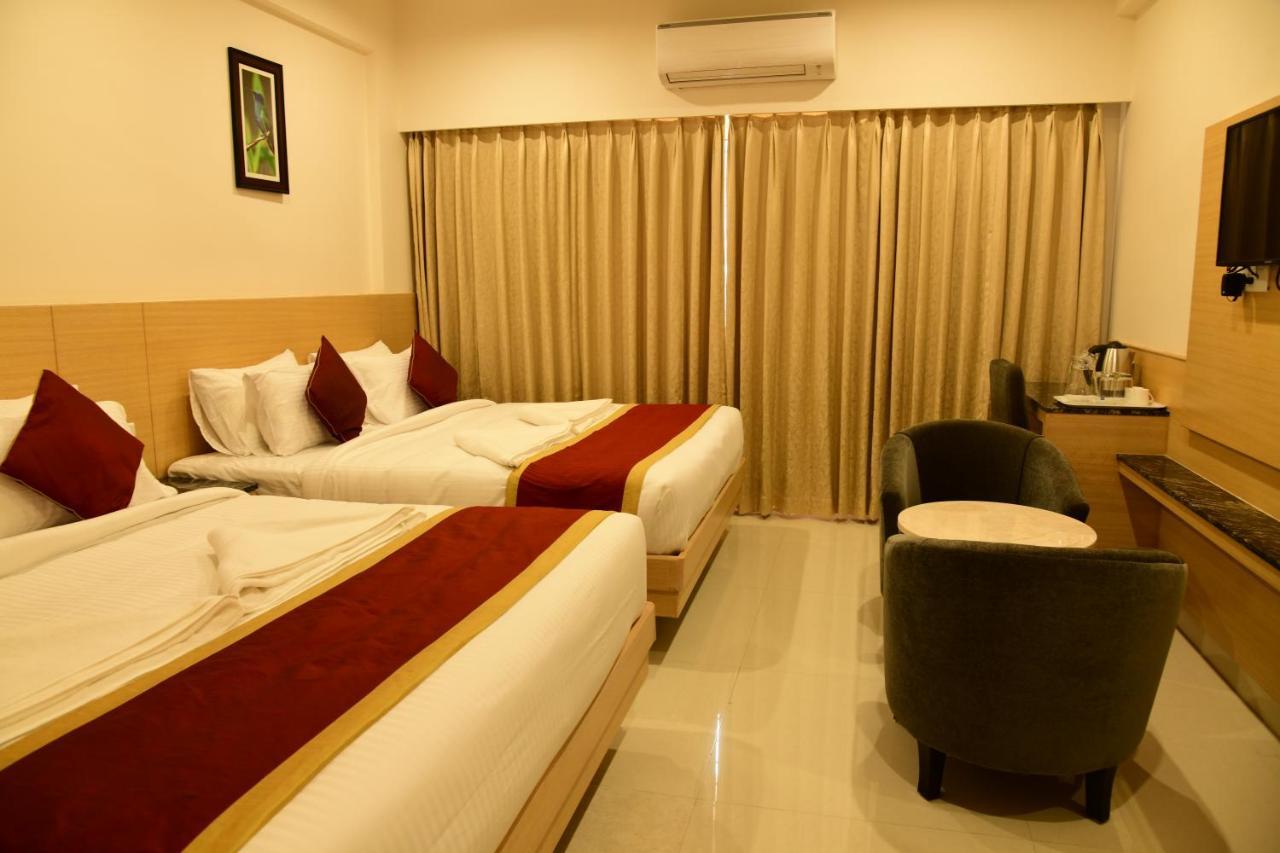 Hotel U.T.Elite Bangalore Eksteriør bilde
