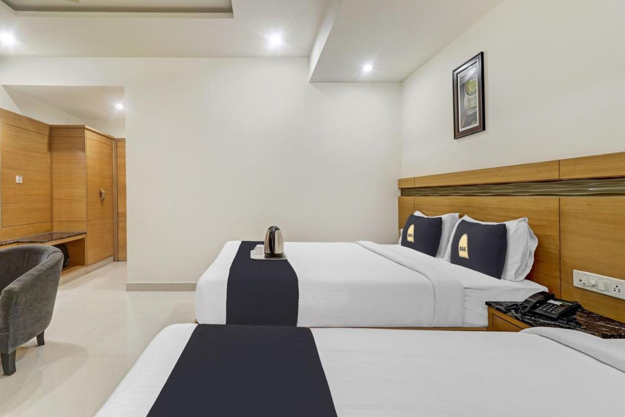 Hotel U.T.Elite Bangalore Eksteriør bilde